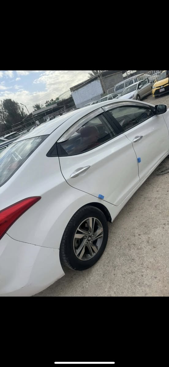 سلام عليكم الانترا موديل 2011 رقم ديالى مشروع وطني سنويه ٢٨ جديده سياره كير مكينه تبريد تدفئه صدر خلفي امامي كله حديد سنتر لوك شاشه كامره تحكم ستيرن مري شفط سياره بيهه كم قطعه صبغ فقط بدون اي دواخل بيع اومراوس حسب لقناعه السعر 95بيها مجال قليل لاستفسار *********** ملاحضه سياره بدون اي نواقص مكفوله من كلشي
