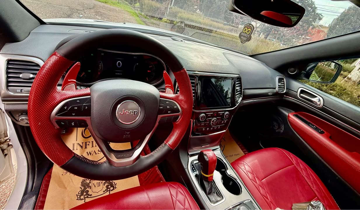 جيپ كراند شيروكى (S)2021

شه ريكه هارلم
شەش پستۆن
ده بل ئه كسل
ميل رۆشتووه (٨٤)
 جام رەش تامانگی٨/٢٠٢٦تازەیە 80به80
سه نه وى تا٢٠٢٧ تازه يه
سندوقى كاره بايى
كاميراى دواوه
پانۆراما.كوشن هيته روسارد وكوشن
خه زن
.حه ساس.شاشه.به سمه.ئاوێنه ى
رادار
كۆنتر وڵى پله ى كه رمى أۆتۆماتيك
هه شت په رەشوت.لايت ليدو
زينۆن.
سوكان هيته ر.كارپله ى.4x4.
.شه غال.كوشن جلد
سه يارە كه زورجوانه يه كدينار مه
سروفى تيانيه به شه رتى كيرومه
كينه شوين سليمانى 

*********** السليمانية, العراق
