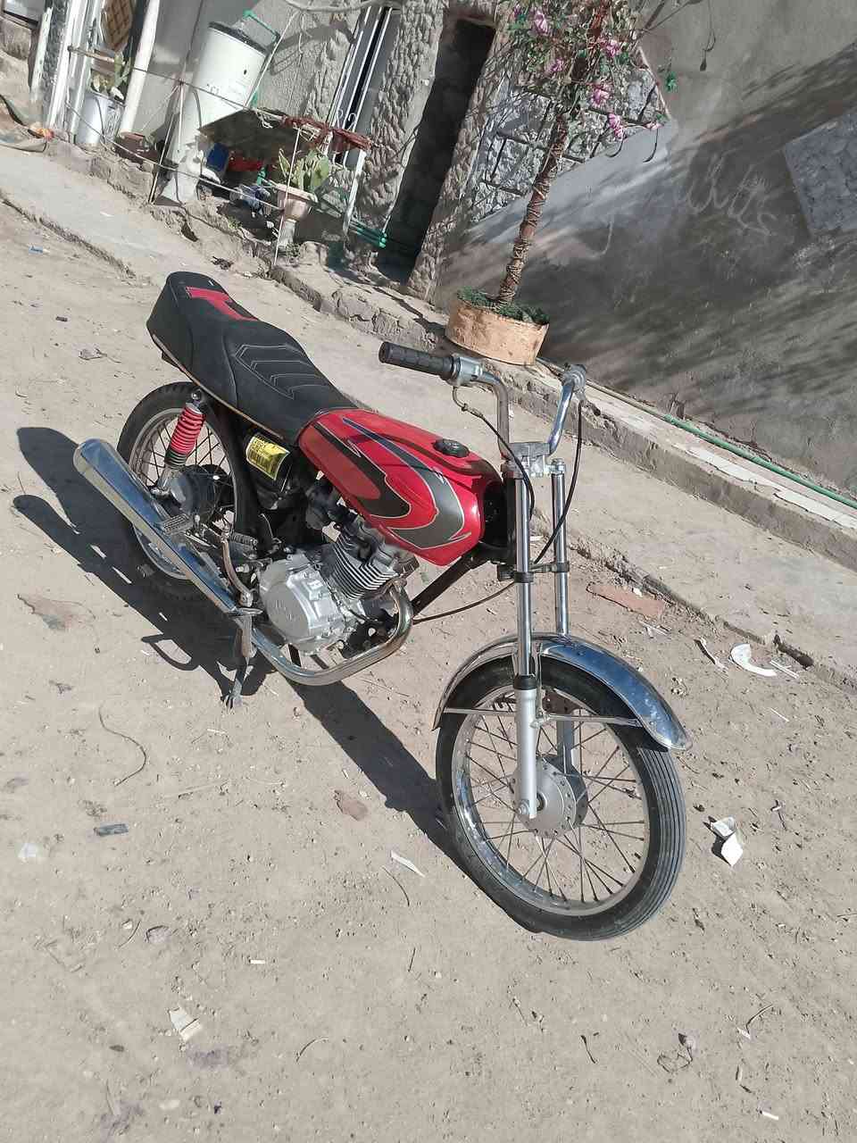 نامه 23 اوراق اصولي نضافه شوفت عينك محرك خير من الله اسعر 450اوبيهه مجال قليل حك اجيه مكاني طويريج ***********خاص موجود
