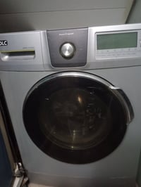 غسالة • بها عطل • للبيع