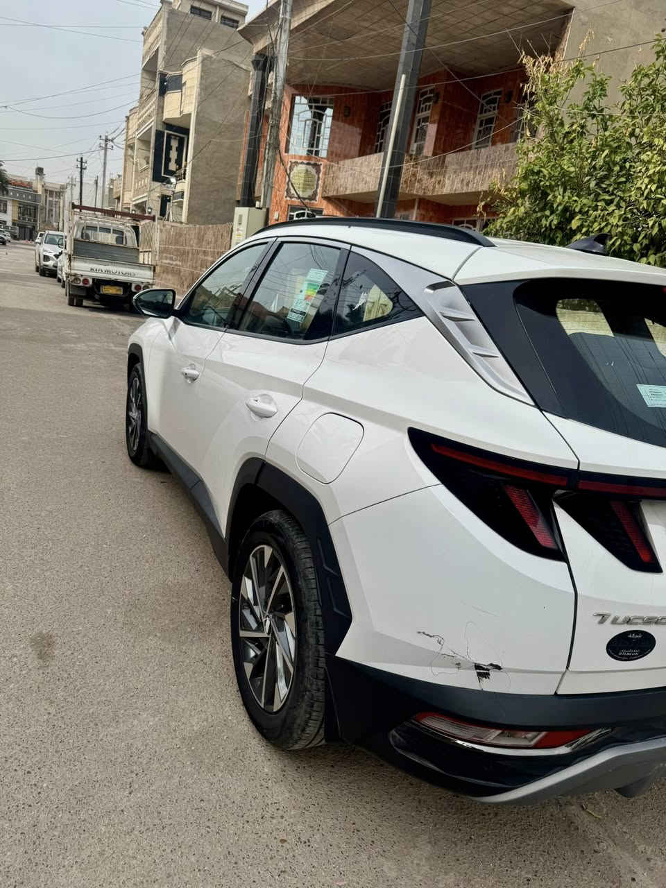 توسان خليجي 2024
مكينه 2000
بصمه
كراسي امامي كهربائيه
قطعتين تبريد 
مرايه كهربائيه شفط
تشغيل عن بعد
اناره ترحيب 
ما بيه حادث فقط الطخات الي بالصوره 
والعداد مال المشي قابل للزياده 
السعر 215$
للاتصال ***********
