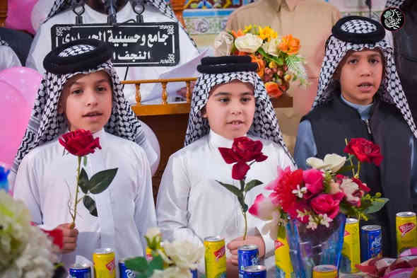 #مدرسة النجف الاشرف للتراث الحسيني 
#احتفال بمناسبة مولد فاطمة الزهراء ( عليها السلام ) 🌺🌹
#الرادود غسان الحيدري  🌹
#فرقة_الانشاد_الحسيني براعم مدرسة النجف الاشرف للتراث الحسيني 🌹
#جامع_وحسينية_الحيدري النجف الاشرف     
#جميع الصور على قناة التلي جرام قناة شجن وبدقة عالية   👇👇👇👇👇

https://t.me/Shajnchannel
#مجموعة قنوات مكتب المونتير
#للتصوير والانتاج والتوزيع الفني
#النجف_الاشرف  ***********
