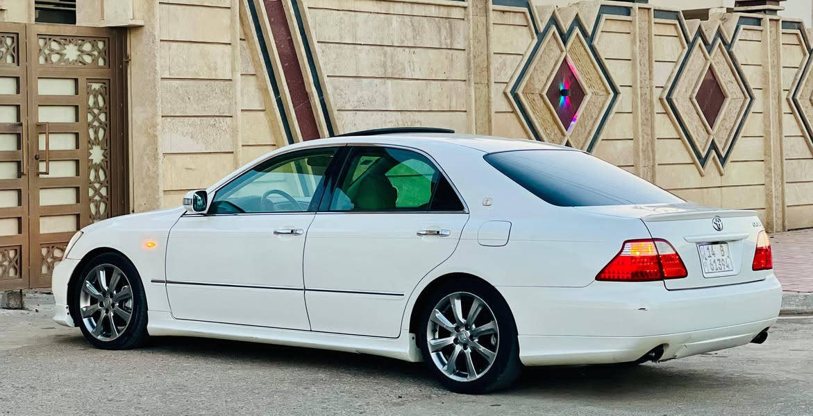 السلام عليكم اخوتي 
للبيع شاهينة 2005 رقم بصرة 
تسجيل جديد. كفاله عامه مطلقة عراق ويابان. فول. السيارة. 
جاهزه مجهزه ربع ماتخسر عليها 
العنوان كربلاء. السعر. 170 وبيها 
للاستفسار. ***********
