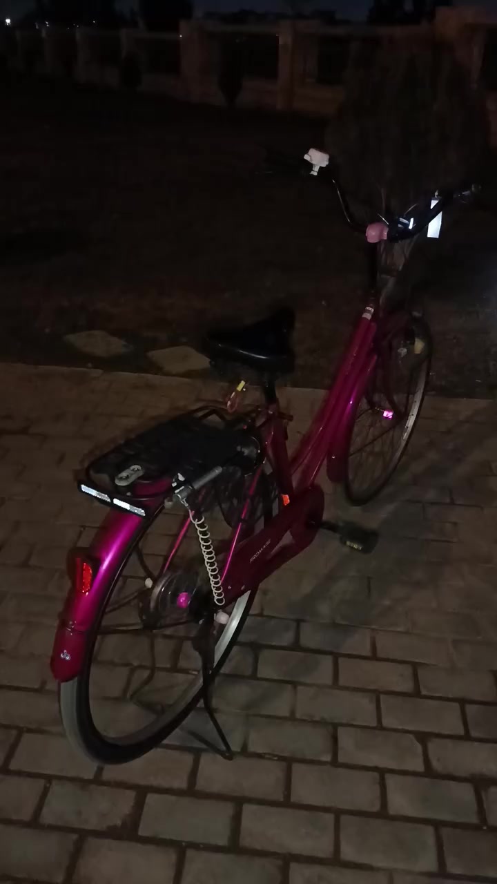 السلام عليكم
بيسكل للبيع شركه فورماج البيسكل كفاله من التاير لل تأير 
السعر ١١٠ وبي مجال 
مكاني موصل جانب الايمن


**إذا كنت صاحب هذا الإعلان وتريد حذفه لأي سبب، رجاءا أرسل رسالة إلى الدعم الفني**