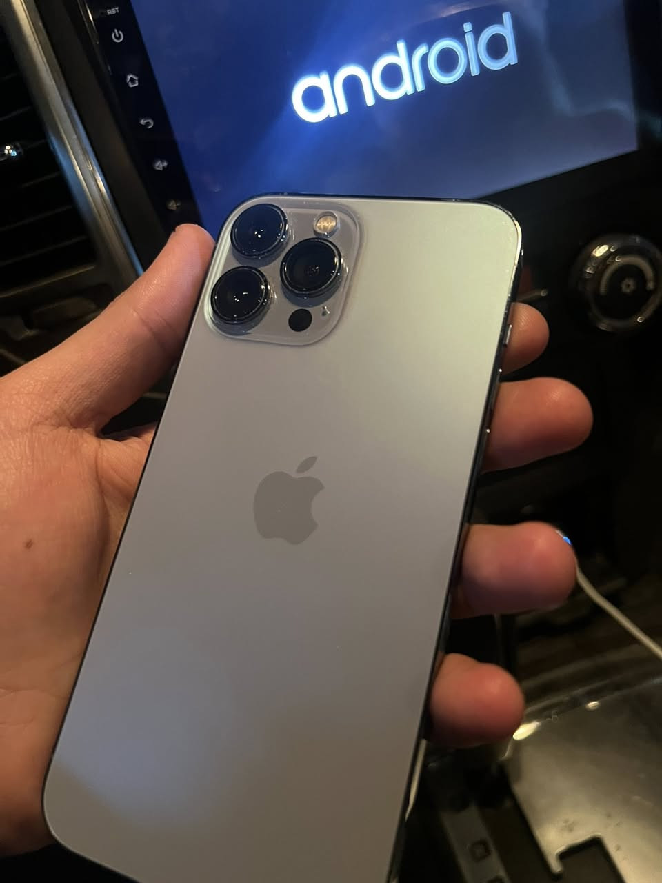 13برو ماكس بطاريه 97 نموذج m الجهاز مرفع تاخذ بي ضمان من المحل مكفول سبوع سعره 625الف بسسسس غير قابل للعمله
واني خادم وهاذه رقمي ***********
