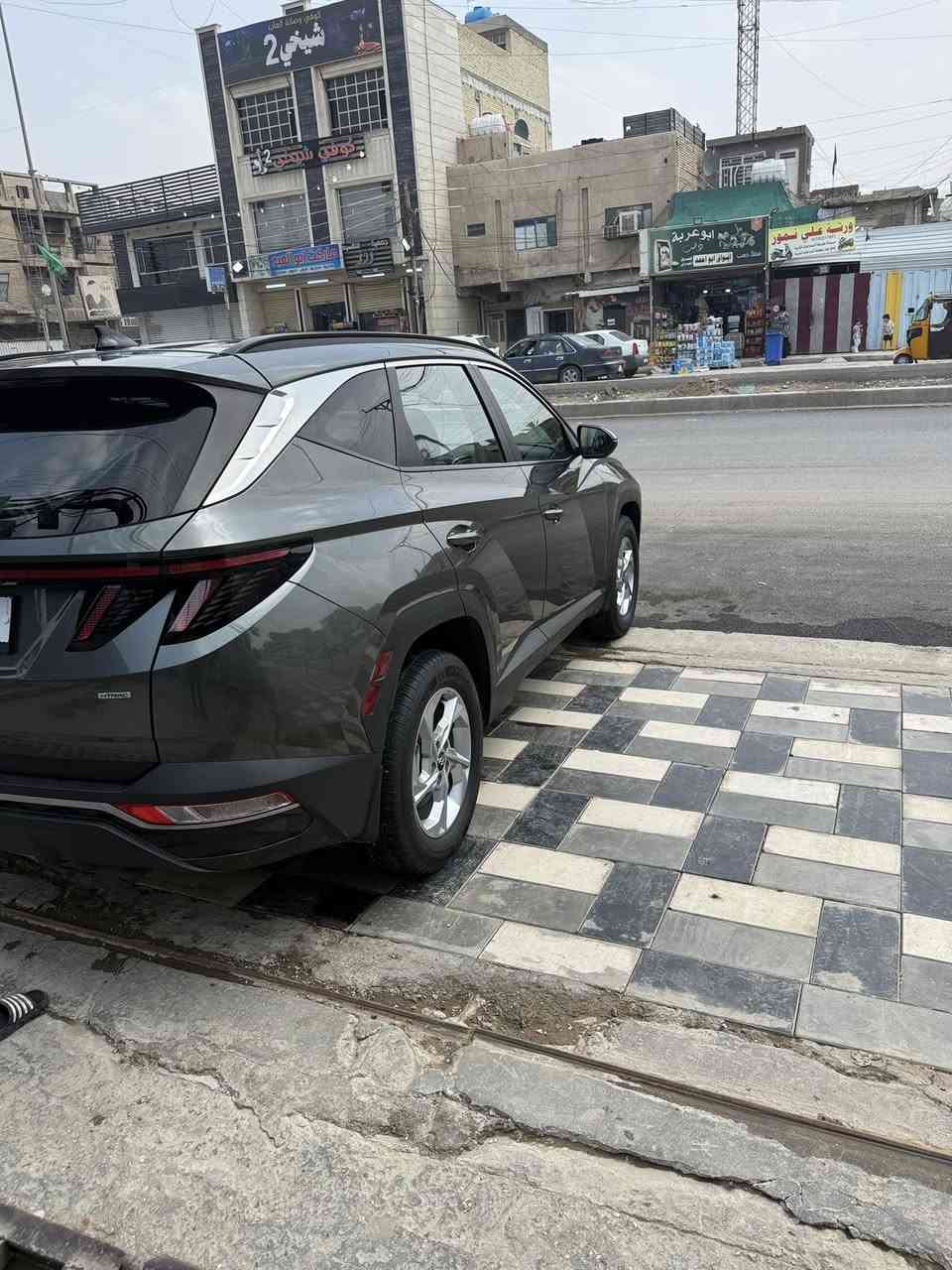 السلام عليكم توسان 2023 امريكيا حادثه خفيف البنيد شطح وشويه بارد بالجاملغ.  رقمها بغداد باسمي
***********
السعر 190
