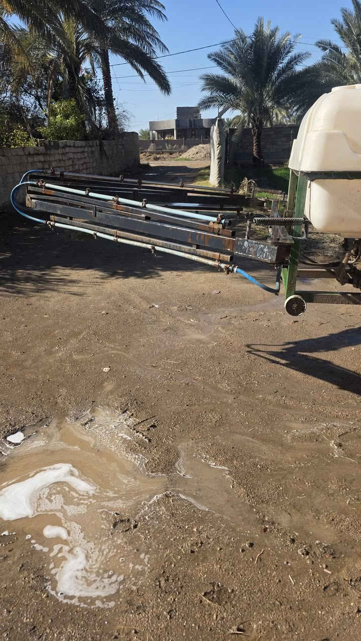 السلام عليكم محموله لبيع ام ٤٠٠ شرط الشغل جنح ثقيل ١٠ متر السعر ٣٥٠ رقم الهاتف ***********
