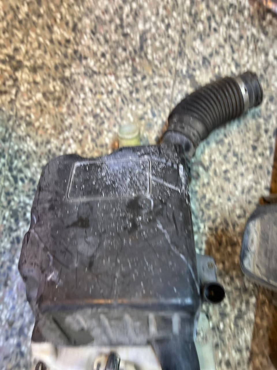 بلايزر / انڤوي
شوته كامله مع دبه ماء زركات وماطور زراكات أمامي خلفي

تفصيخ 

موديل 2003/2009

***********
