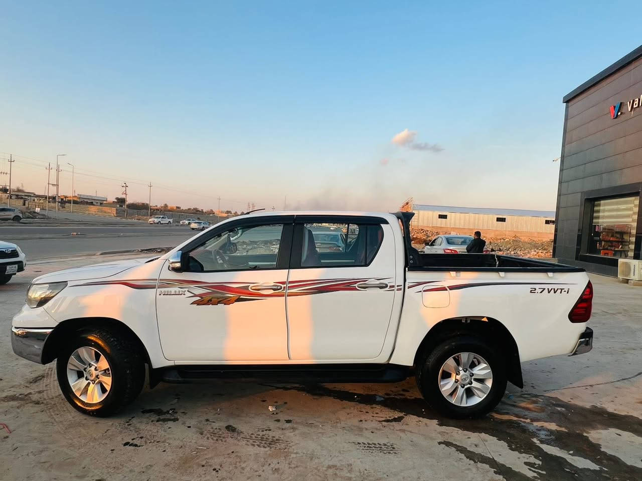 هليوكس 16 فور ويل رقم سليمانيه مكفوله من الصبغ والتبديل بيه بارد مايبين بس بسونار كير محرك كفاله تخم تايرات جداد السعر 240 وبيها مجال لشراي


**إذا كنت صاحب هذا الإعلان وتريد حذفه لأي سبب، رجاءا أرسل رسالة إلى الدعم الفني**