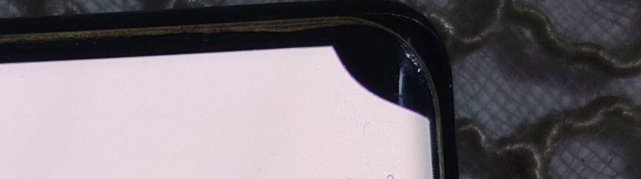 للبيع أو المراوس 📱
كوكل بكسل 6 برو (Pixel 6 Pro)

الذاكرة: 128 جيجا.

الحالة: نظيف جداً، بيه نقطة سوداء بالزاوية موضح بالصورة (ما تأثر عالمسـتخدم).

البيع: لأعلى سعر (مزاد). اعلى سعر ابيع

المراوس: وية جهاز كوكل بكسل فئة أعلى (مع دفع الفرق).

المكان: [بغداد الكفاح ]
***********
