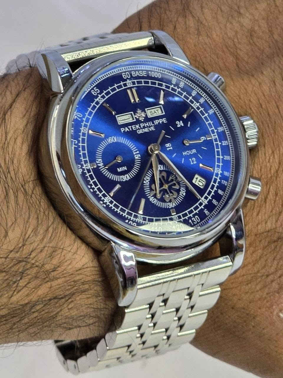 ساعة باتك فلب PATEK PHILIPPE
تحفة فنية 
لرجال الاعمال والمحبي الرسمي
مكينة كوارتز ( نظام ستوبوج) جميع السناتر شغاله 
هيكل يتانلس ستيل
ميناء مميزه نيلي مزودة بمنفذ تاريخ واسبوعي (عربي+انكليزي)
زجاج زفير مزرق ضد الخدش
مقاومة الماء والغبار 
قفل فراشة 
ساعة مختمة بالكامل

السعر :- 40 ع اول تم 
للحجز والاستفسار يرجى مراسلة الصفحه


**إذا كنت صاحب هذا الإعلان وتريد حذفه لأي سبب، رجاءا أرسل رسالة إلى الدعم الفني**