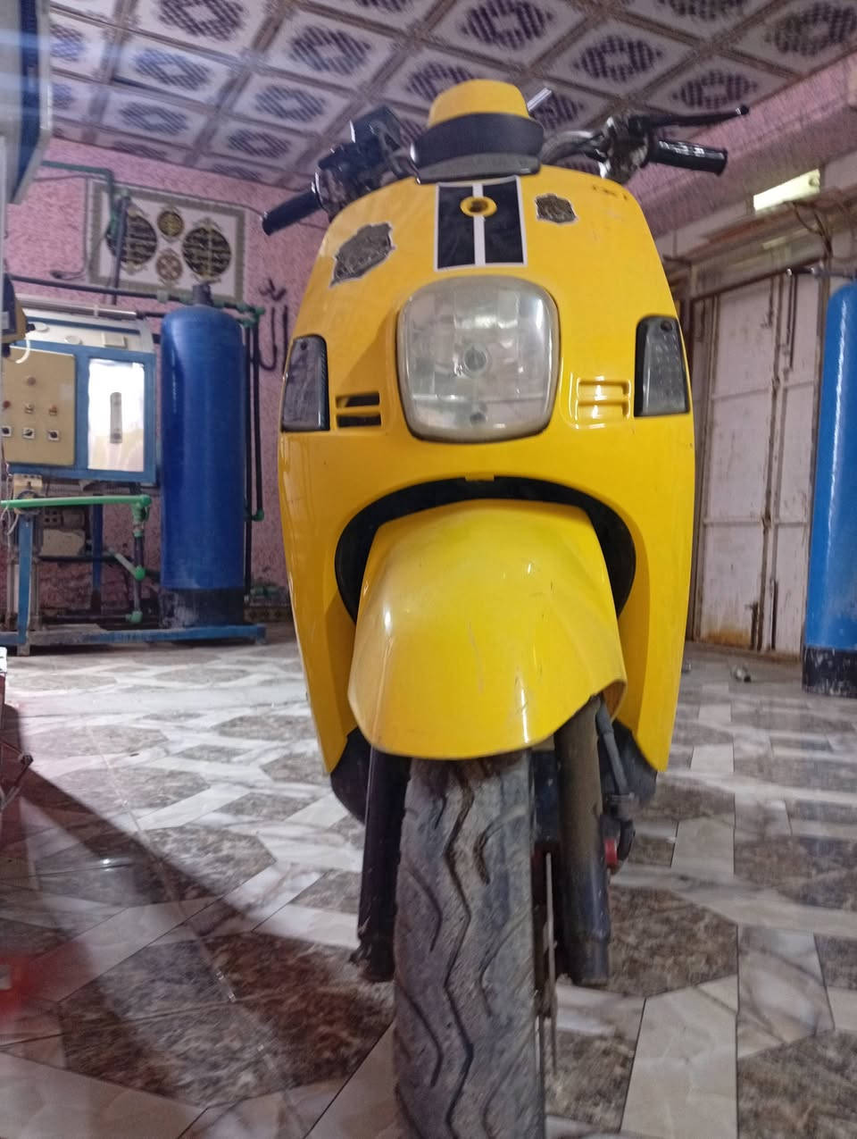 سلام عليكم بوليس كابريتر نضافه فول مكينه حلوه درجه اي نقص مابيها خير من الله سعرها 425بيها مجال مكاني بعقوبه ***********
