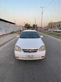 موديل ٢٠١٢ • بدون دواخل • بغداد الحريه