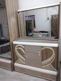 ما انفتحت • متضررة • جرابها