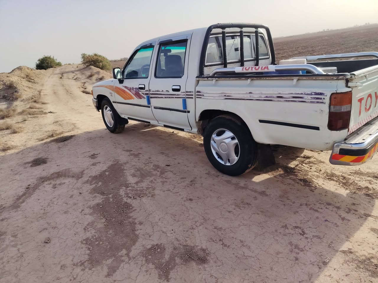 السلام عليكم سياره موديل 96كفاله عامه من الكبله او التجوه بيها مكانات صبق  او الباقي كفاله عامه بسمي رقم ذي قار  نكليزي تحويل مباشر   محرك او كير لا تنقيص ولا تبخير  سياره كامله علا اخر حبايه  مكلف بل نشر  او ترهم مراوس مكان السياره ناصريه قضاء الرفاعي السعر 65 اوبيهامجال ***********
