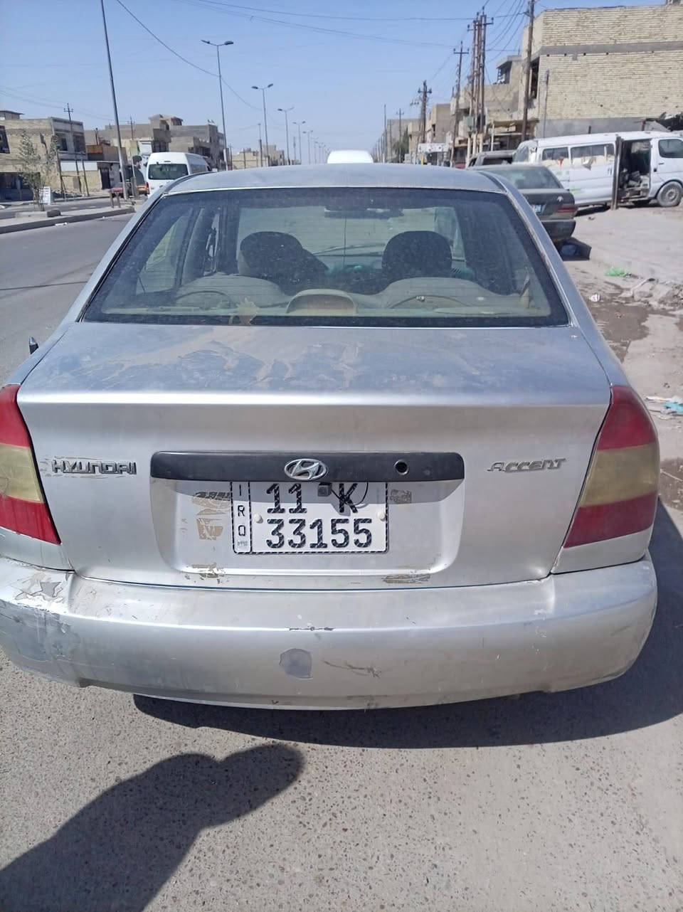 السلام عليكم هيونداي فيرنا موديل 2000 السيارة ما بيها نواقص بس التبريد باسمي تحويل ثاني يوم السعر 42وبيها مجال مكاني بغداد حي الاعلام *********** واتساب
