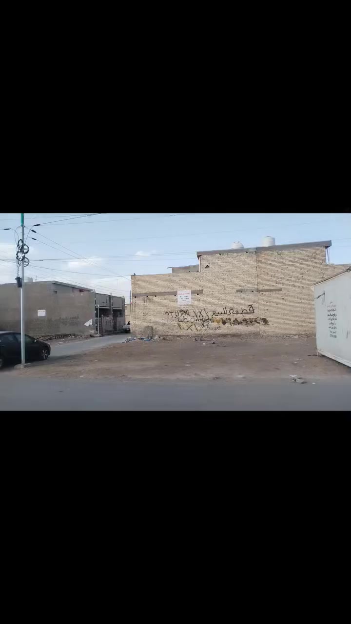 قطعة. أرض زراعية للبيع  منطقة الشعب نهاية المهندسين  مي مجاري كهرباء تبليط أنترنيت كل الخدمات متوفرة واجهة 10 نزال 10 تصير تتقسم  قطعتين 50 ع شارع وركن فرع  رقم  *********** اتصال *********** واتساب سعر 60
