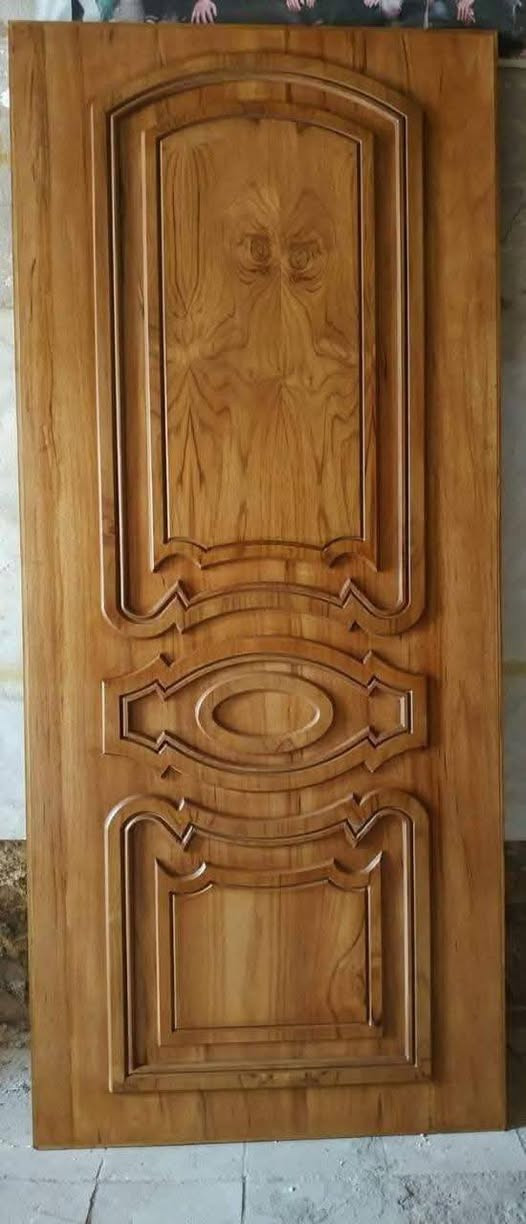 شغل درجه اولى صاج 5 ملم اسعار مناسبه سعر الباب 150 مع الشد والكيلون وصبغه شرشوبه الاتصال واتساب ماسنجر ***********
