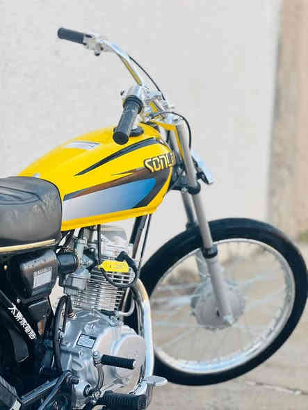 س ع شباب دراجه للبيع تعمير جديد كله 25وشاصي 18اوراق صاله شهرين من معمره مكان الغراف شراي بخدمته سعر 950وبيه مجال بصيط كلش حك جيه وهاذ رقمي ***********
