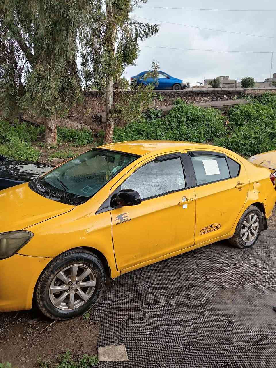 السلام عليكم سياره كريت ويل للبيع شرط مكينه وكير والتحويل  بيها كوبون بانزين سياره نضيفه سعر 37 وبيها مجال للاستفسار الاتصال بل رقم ***********
