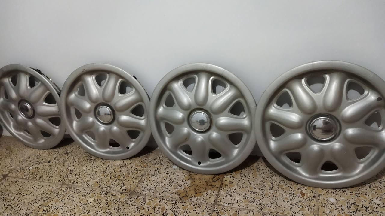 السلام عليكم ادوات احتياط فولكا اصلي للبيع للتفاصيل الاتصال بالرقم ***********
