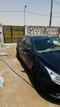 شوفر كروز 2016 خليجي 1800بيها جاملغين  وبنيد بدون دواخل ضربات خفيفه رق...