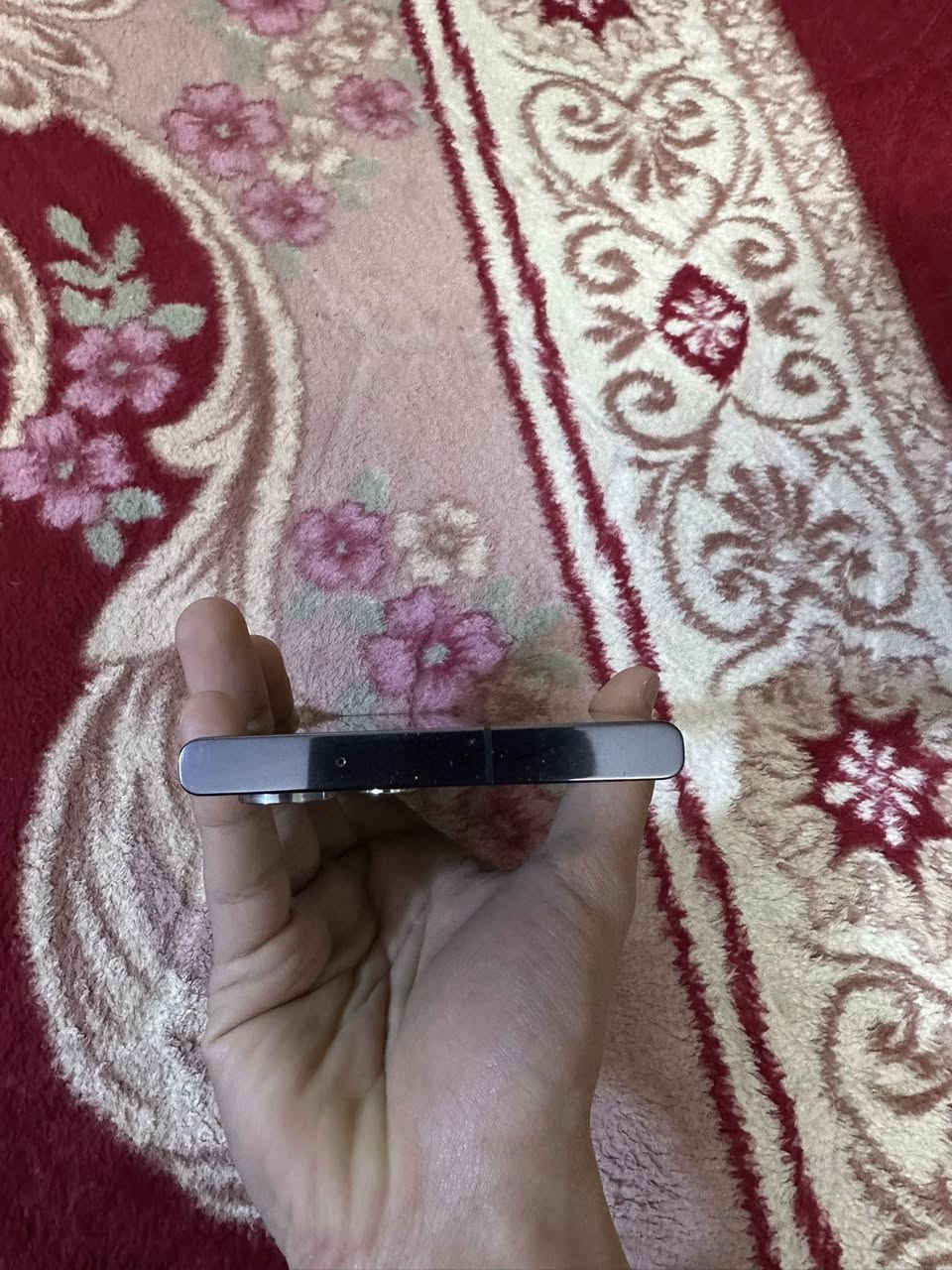 S23 الترا شرق اوسط الذاكره 256 ملحقات كارتونه النظافه 100% مقل ما موضح بالصور المكان بغداد لتواصل ***********
