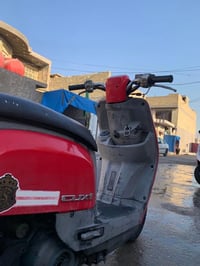 دراجه للبيع بوليس نقصها بس باتري ضعيف السعر 650 وبيها مجال قليلل استفس...