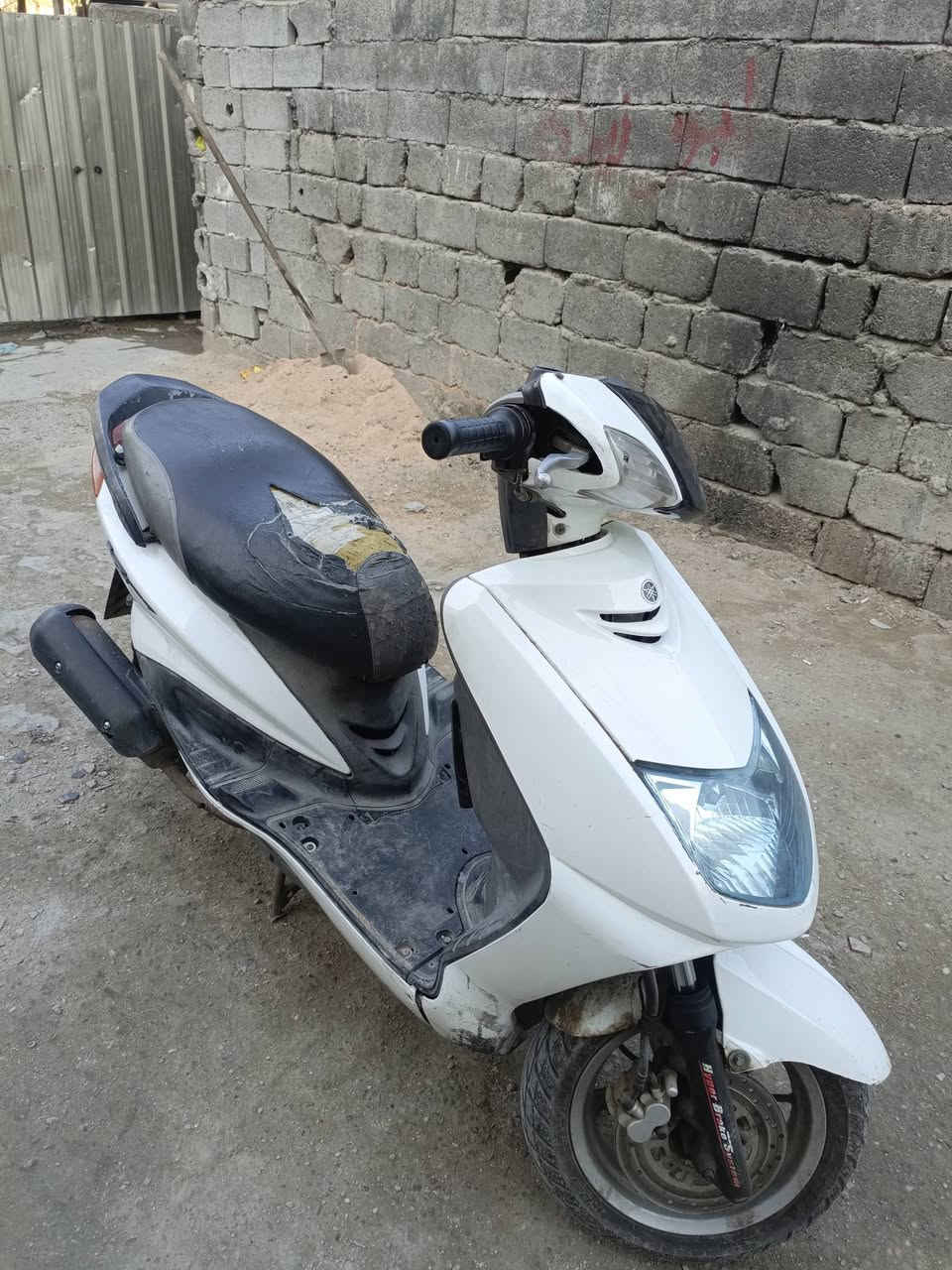 السلام عليكم دراجه سكنس نثيه دراجه جديده السعر 650وبيهه مجال حك الجيهه الرقم ***********
