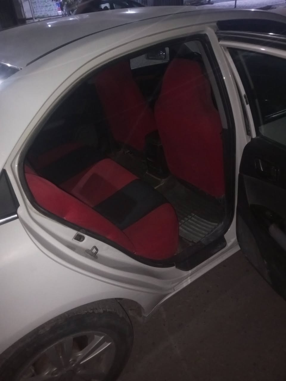 السلام عليكم من رخصت لادمن سوناته موديل 9 تكسي الخليج 
كفاله عامه من كلشي مكاني الدوانيه شاميه ***********
