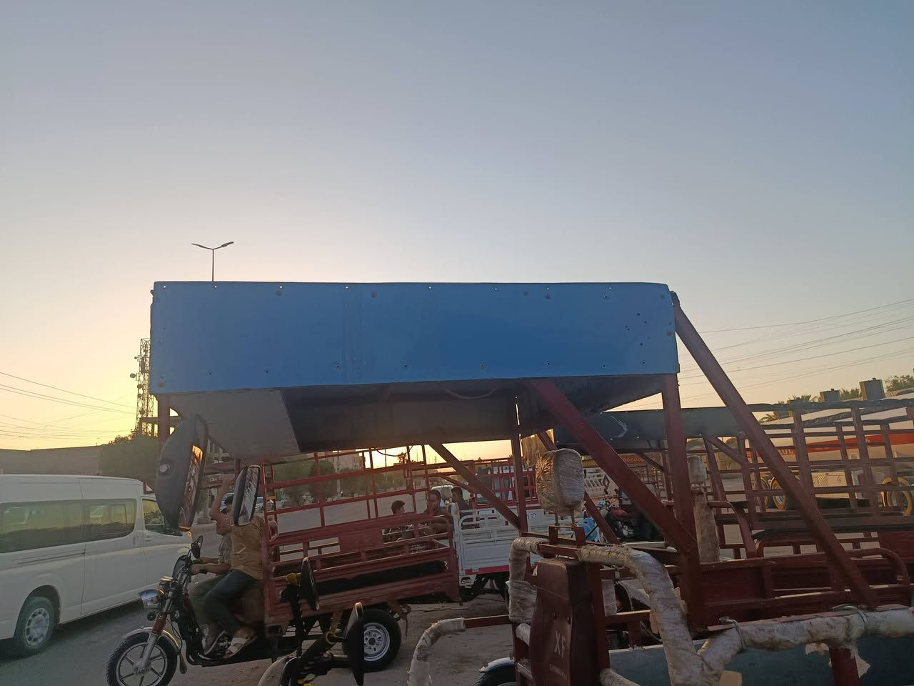 قماره نص للبيع سعر 60الف العنوان رمادي تأميم ركن المدينه لتواصل ***********
