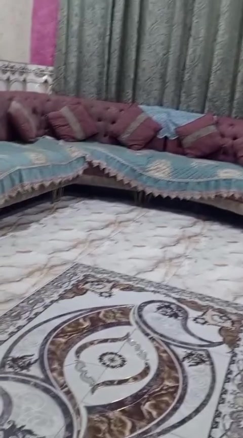 تخم ملكي تزكام  نضيف السعر بمليون وربع وديوان ب600مع مجال للشراي


**إذا كنت صاحب هذا الإعلان وتريد حذفه لأي سبب، رجاءا أرسل رسالة إلى الدعم الفني**