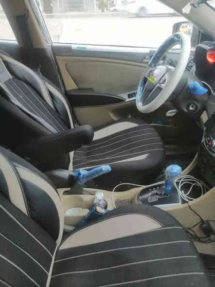 السلام عليكم 
اكسنت كوري 2015 للبيع بدون ضرر بس بيها تلقيطات مال تاكسي فول تومتيك محرك دوش المرغوب شرط التحويل مكلف بل نشر اتصال 
***********
***********
