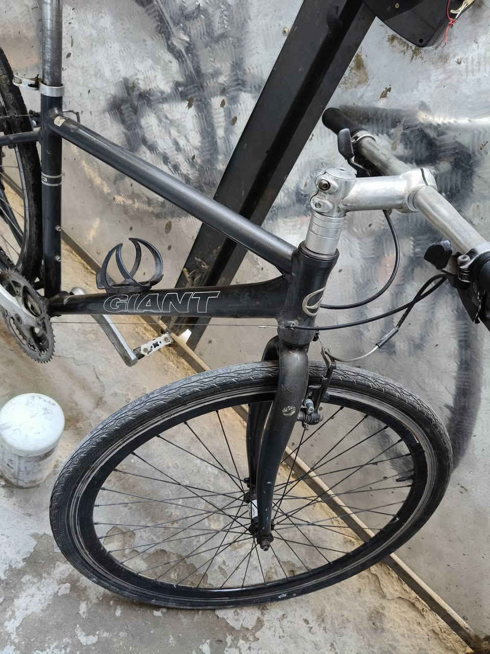 للبيع دراجة هوائية جاينت 🚴‍♀️ بحالة ممتازة ونظافة 98%! حجمها 26 ومزودة بإطارات يابانية أصلية ومكينة 3+8. الدراجة جاهزة للاستخدام في مدينة الصدر. لا تفوتوا الفرصة! 🤩✨ #للبيع #دراجة #جاينت
مراوس او لبيع


**إذا كنت صاحب هذا الإعلان وتريد حذفه لأي سبب، رجاءا أرسل رسالة إلى الدعم الفني**