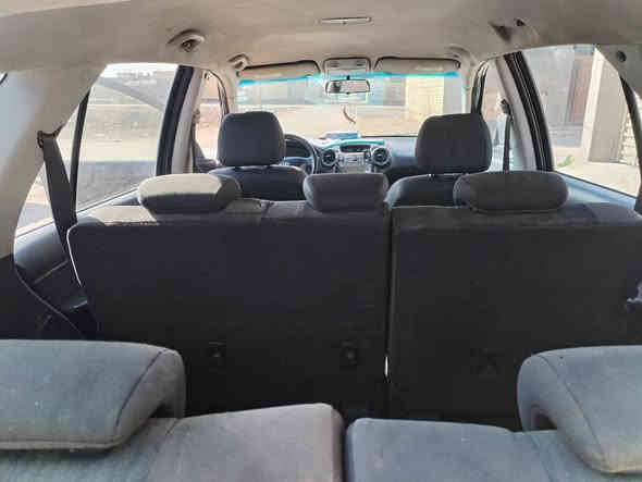 السلام عليكم 
كيا كارنز 2009 للبيع
 رقم انكليزي تريد مداور تريد وكاله 
تبريد تدفئه تخم تاير باتري جديد
تريد بيع تريد مراوس 
سياره جاهزه من كلشي انكر اسوي وكلب 
7 راكب عائليه
***********
للاستفسار فقط اتصال
