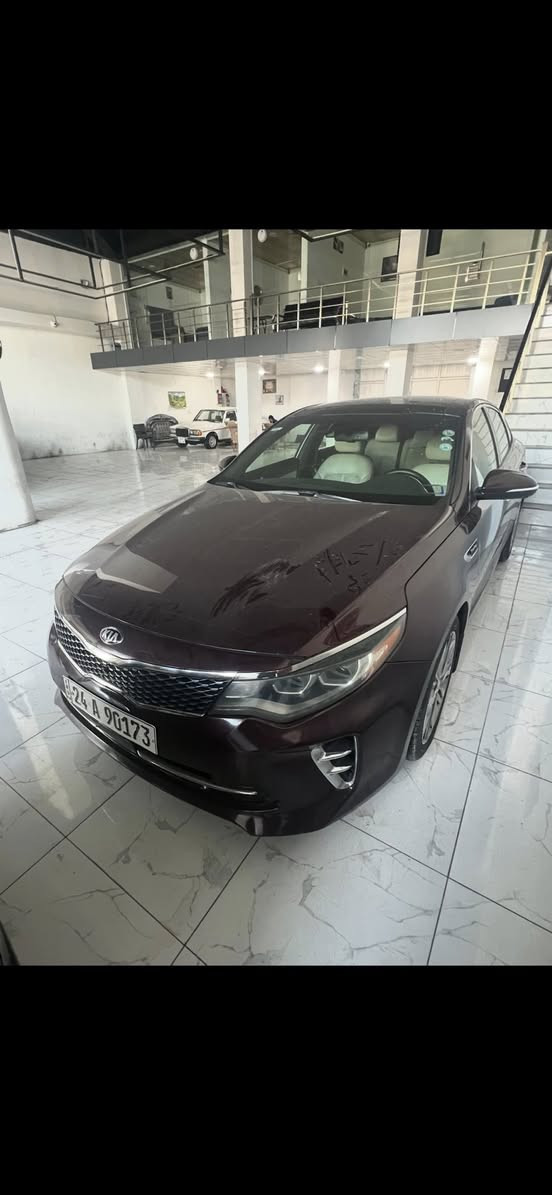 كيا ابتيما 2017 امريكي 
فول موصفات SXL بانورما و مكينه 20 توربو 
كير و مكينه شه رت 101 ماشيه 
بيهه جاملوخ سبخ و صندوق تبديل 
بدون ارباك و دواخل شه رت بجمً كبس
رقم و سنوي جديد شرط تحويل 
سعر 127$ مجال مكان زاخو
واتساب ***********
