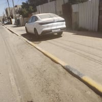بي واي دي سيل5موديل ٢٥ رقم بغداد ماشيه ١٣الف الكلي السعر ١٩و٧٠٠وبيهه م...