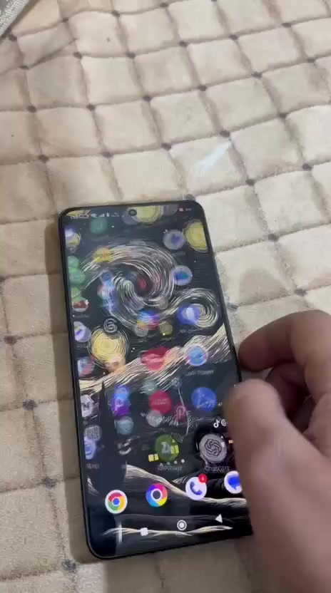 جهاز بوكو x7برو 5Gجهاز بي الشاشه مكسوره ويلمس طبيعي مثل ما موضح بل فديو جهاز  قوي بل العاب ولتصفح وبل ببجي يشغل 120 فريم جهاز كامل هوه ومحلقاته الاصليه ويدعم شحن سريع شاحنته 90wالسعر ب150 وبي مجال الشراي يراسل وتساب ***********
