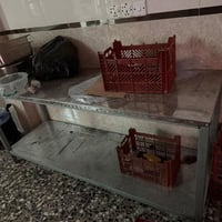سنك1مستورد ميز عدد4عراقي السعر 350الف  بغداد 07803097905