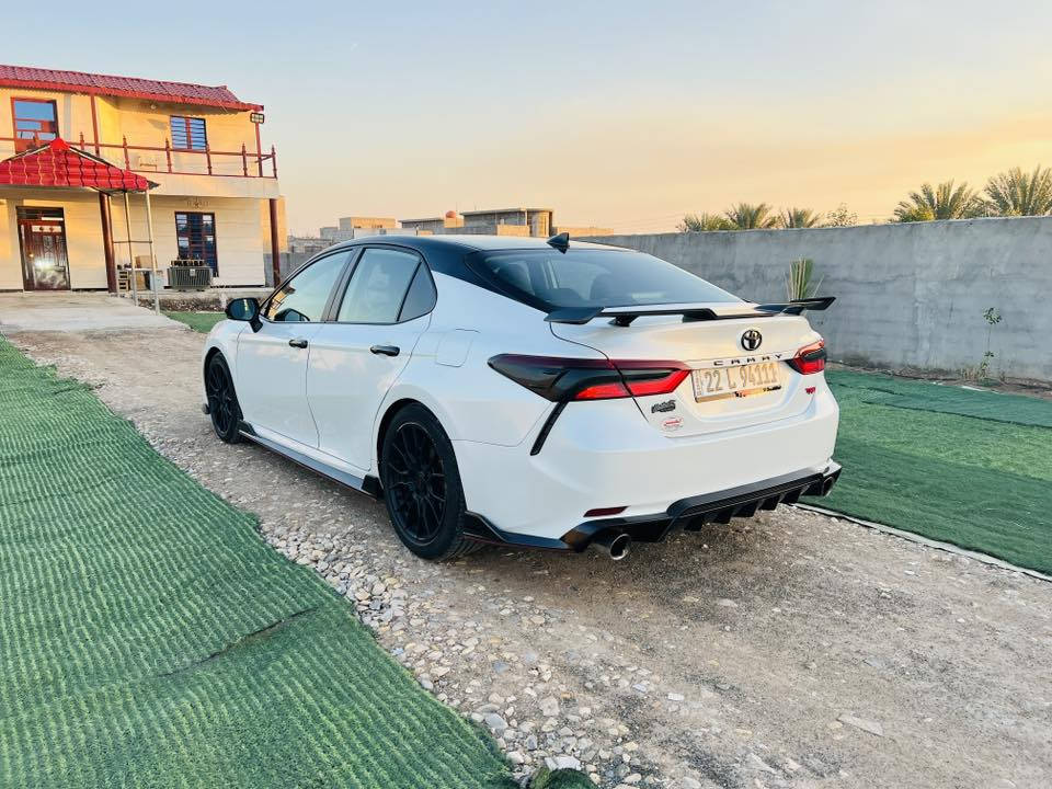السلام عليكم للبيع 
تويوتا كامري.  TRD 2022 فوول مواصفات 
محرك3500  6 سلندر 
تو كلر 
نقاط عمياء 
لحاية بلادية 
بصمة تشغيل و ابواب
لايتات لد امامي و خلفي
كراسي كهرباء 
سايد بريك بصمة
اوتو هولد
رادار توقف ذاتي 
رادادات محيطية
انظمة قيادة متعدده 
شفتات ستيرن 
( حادثها بسيط و صور الحادث ورقم الشاصي بالصور ) 
ماشية 84 الف  السيارة حدادية صدر وتراي خير من الله 
للاستفسار *********** او *********** السعر 245 وبيهة مجال حق الجية
