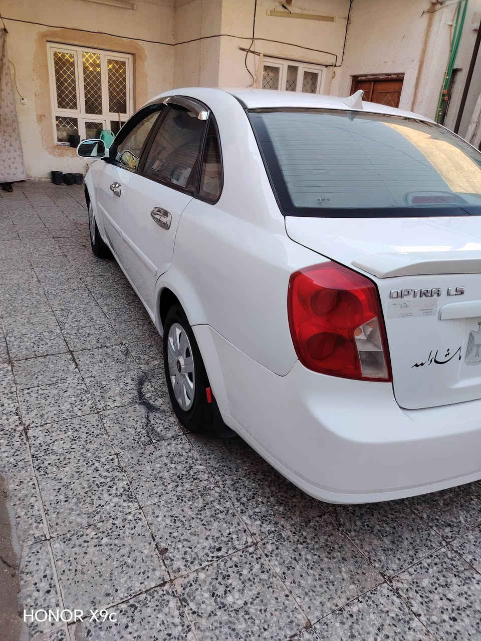 سلام عليكم اوبترا موديل 2011 خليجي مكينه 1600 كير اوتماتيك مكفلات لاتنقيص ولا تبخير ولاصوت رقم قادسيه مشروع وطني بأسمي تبريد شغال ثلج حداديه كهربائيات باتري جديد تخم تاير مكفوله من الحادث القوي بيها مكانات صبغ ابيع حزام قماره بلاد شاشه سنتر شغال السياره جديده بمعنى الكلمه تفيد الجناي جاهزه واحلى من الصوره داخل السياره بالكارتون شوف العين السعر 67 مجال قليل حك الجيه تجي وشوف وتقنع وبيك خير وتدلل فقط بيع بدون مراوس م *********** مكان السياره بابل القاسم
