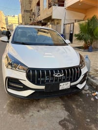 شيري اريزو (5)للبيع موديل 2025 رقم بغداد   وبيها ضمان شركة 6 سنوات  ال...