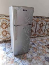 ثلاجه مداخله • محتاجة تصليح