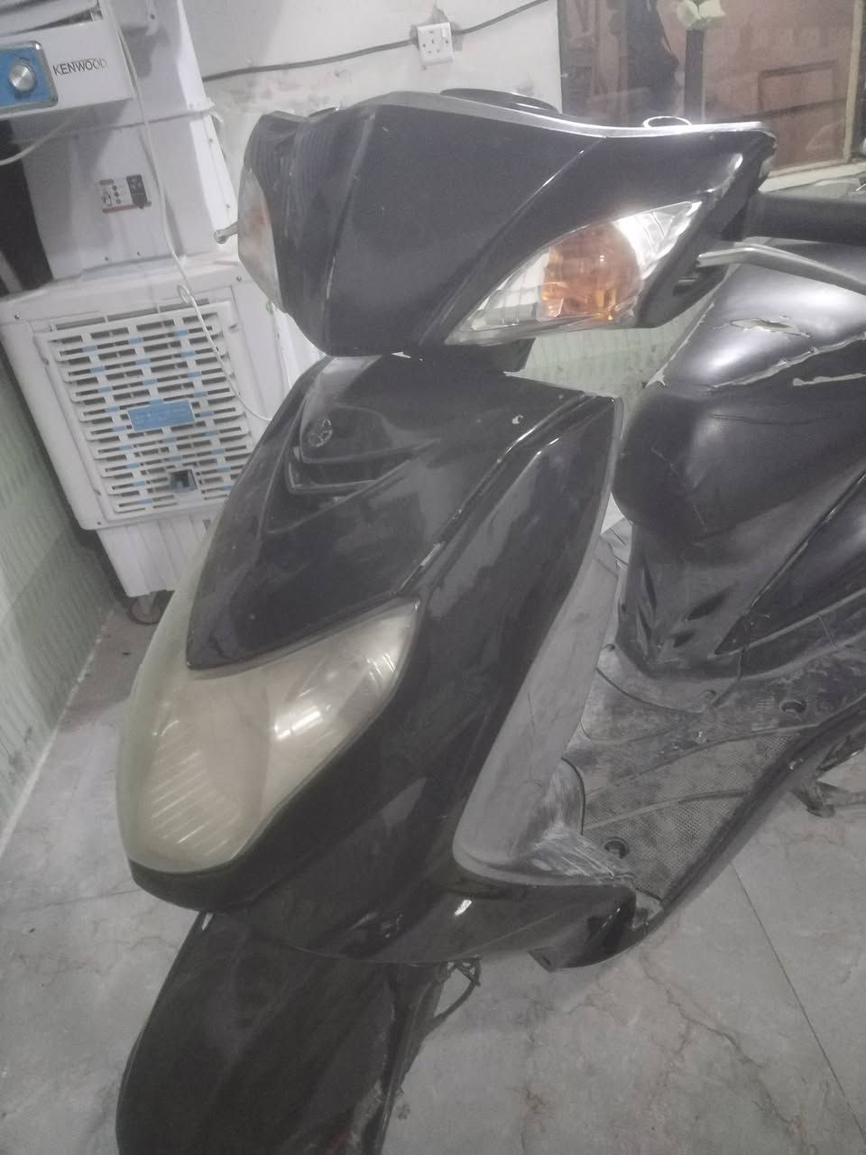 سلام عليكم سكنس فحل للبيع دراجه حلوه ياباني ستان حساس  مكفوله كفاله عامه دراجه شلعه معدل تخبل بيهه صوت فقط بلكج امامي كفراته بلادي سعر ٦٥٠ وبيهه مجال مكاني بغداد الشعب وهاذا رقمي ***********
