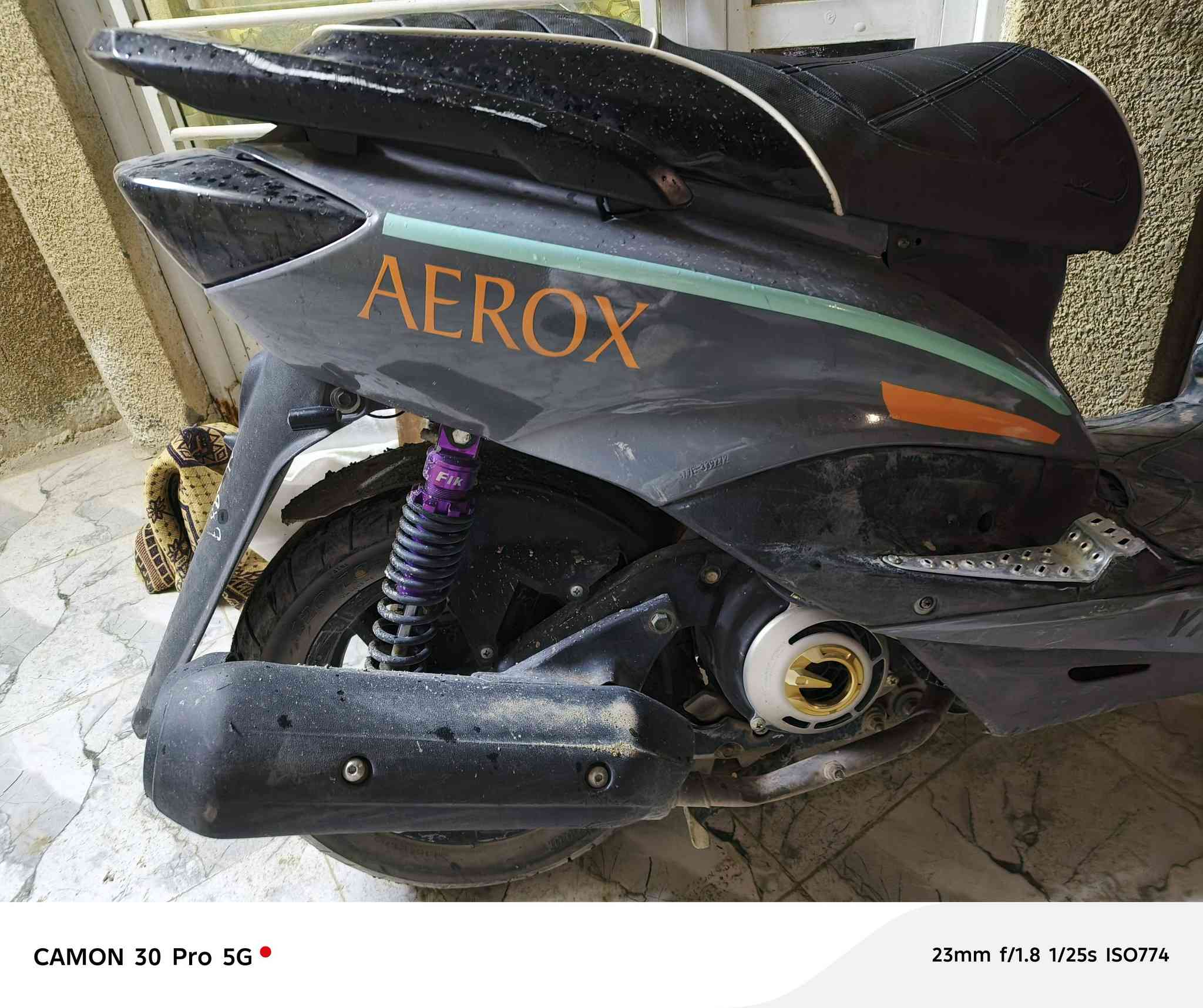 اسلام وعليكم اليوم قطعة حلوة ومرتبة سكنس نثية(58.5)
كور رياضي صليب
بوشة رياضي 58.5
ولفات رياضي
كام شفت رياضي
مصاطر رياضي
زنجيل رياضي
كابريتر قفاز تايوان اصلي بوق حجم 28
شوتة رياضي
افلاوين رياضي دبلات امامي رياضي
دبلات خلفي رياضي
يدات سكليتر رياضي 
يدات ابريك رياضي
افلنجة رياضي فج رياضي
عقل رياضي سعرة 130 الف
اكلجات رياضي اصلية تايوان
غرز FCS
اذرع KS
دواسات حديد KS
دراجة نضيفة اي شي مناقصها
اشاير لد الوان
ضوة امامي مال تي ماكس 135 دولار
ابلتوث بي ضوة
صوايات خلفية رياضي غير لاشاير الوان
دشبول ناقصة بس كيلو متر

دراجة نضيفة اي شي معايزها اعيد وكرر نضيفة كلش شغلها خارج العراق شلعة معدل تاكل الكاع
سعرها خاص وترة غالية للمعلومة
رقمي ***********
مكاني غزالية
