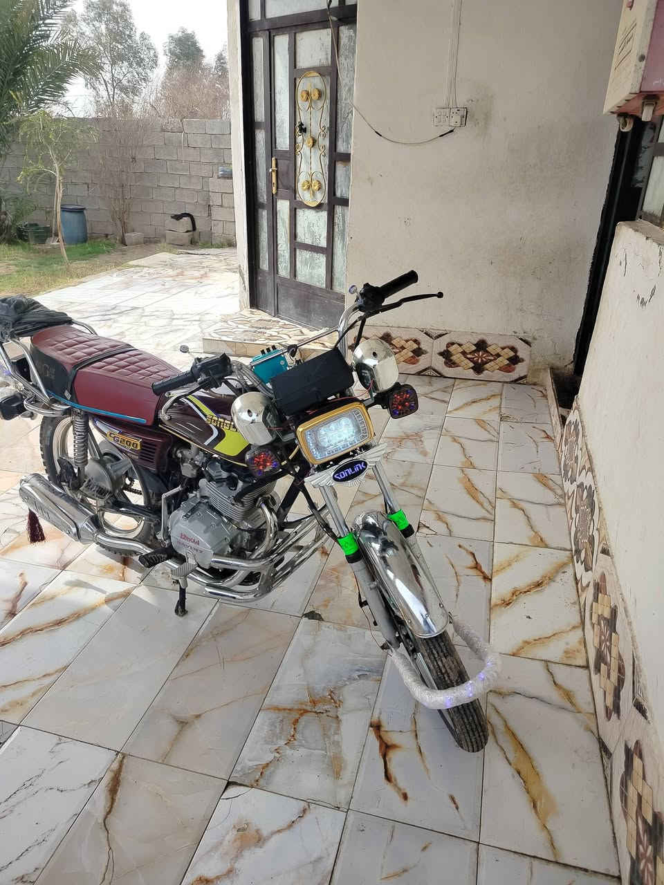 سلام عليكم  سيفان موديل21للبيع كاامل ومكفول وأي نقص مابيهه اوراق كامله الدراجه تاخذه ربع متصرف عليها خير من الله سعر 490وبيها مجال حك الجيه وبس اتصل ودلل ***********ويدلل الشراي
