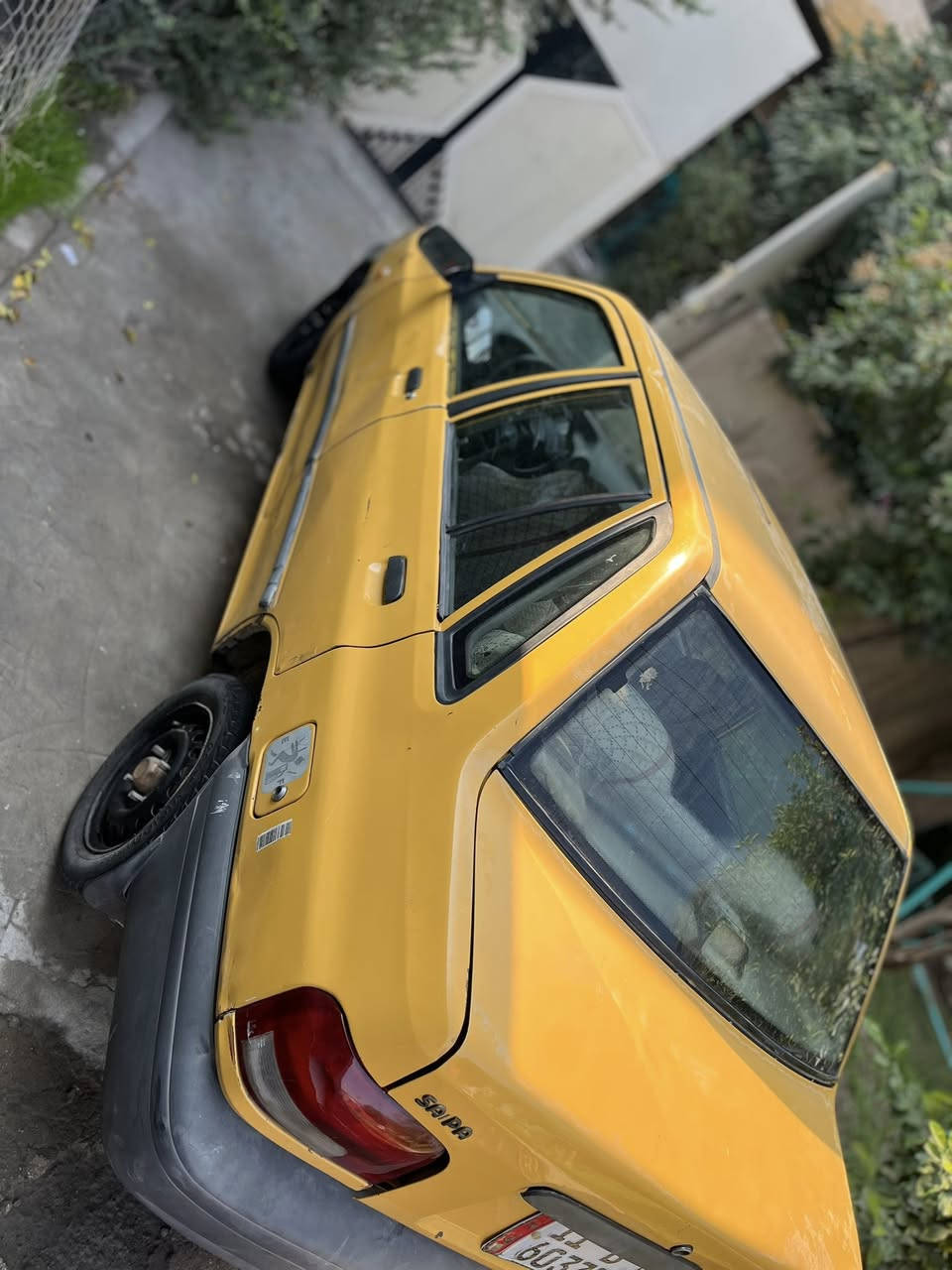 سايبا موديل 12 محرك وكير وشواصي جيد جدا بدون صبغ السياره مصفره هيه وغرامات السعر 25 مكان بغداد قرب العاب السيديه ***********
