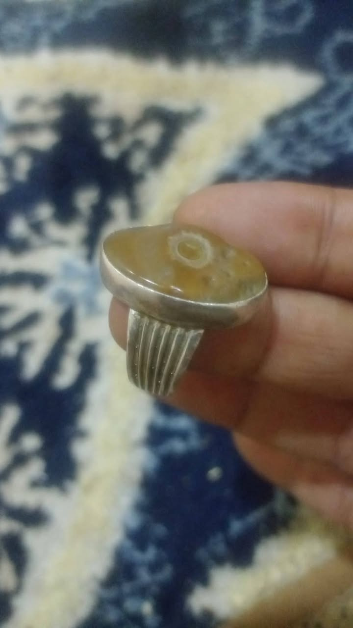 خاتم سليماني قديم عين صريحه عمره اكثر من ٢٠٠ سنه قيموه حض وبخت ناصريه سوق شيوخ حي العسكري ما عندي توصيل


**إذا كنت صاحب هذا الإعلان وتريد حذفه لأي سبب، رجاءا أرسل رسالة إلى الدعم الفني**