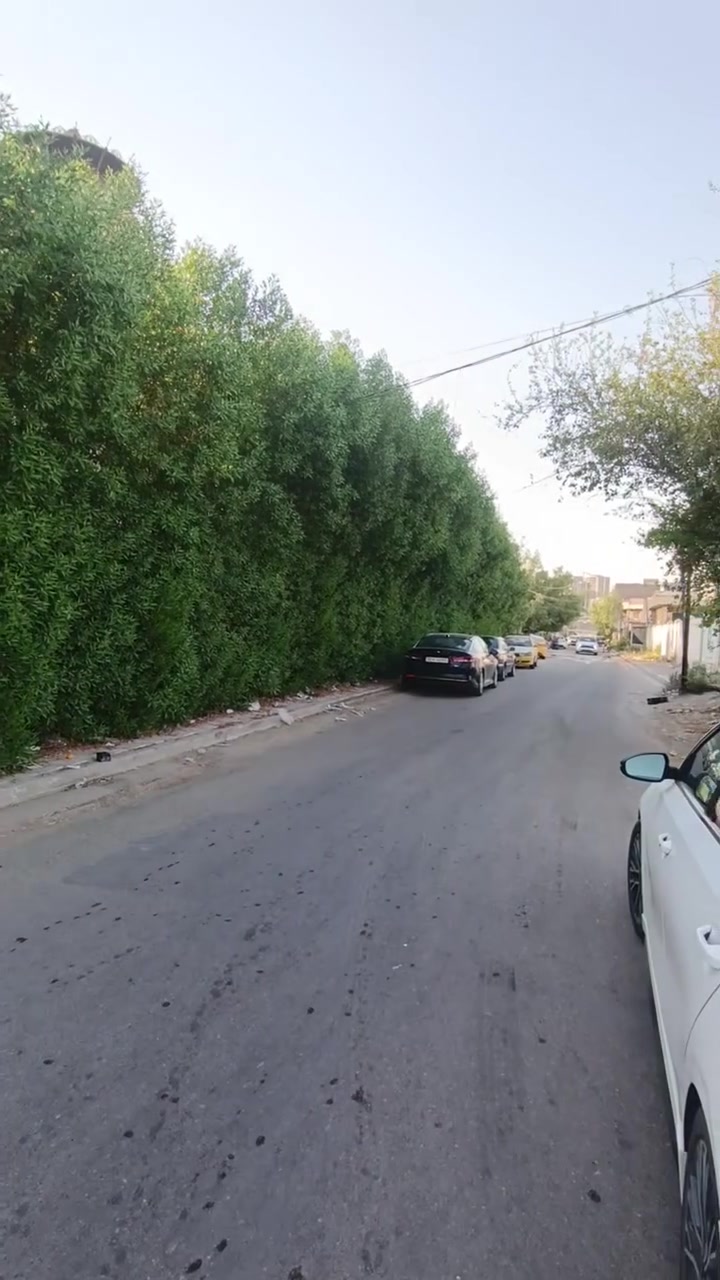 يا الله قطعه للبيع المنصور حي دراغ المساحة ٢٠٠ متر واجه ٨ متر بسند مفرز موقع مميز للاستفسار مراجعة مكتب البيجية لاتصال ***********
