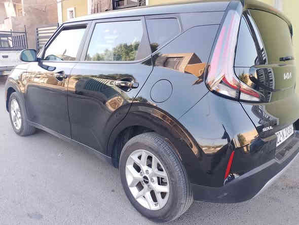 كيا صول ترقيم جديد باسمي  وارد امريكي موديل 2024 محرك 2.0 دوش مواصفات  LX شاشه جبيره كاميره خلفي عداد دجتال رادار امامي  سياره مكفوله من اي نواقص  ضرر خفيف فقط باب خلف سكن وحافت باب سكن بدون ضرر داخلي بدون ارباك بدون تعديل  بجم خلف كبس سياره ماشيه ٣٨ مكان سياره بغداد القاهره السعر 169 ورقه وبي مجال للاستفسار ***********
